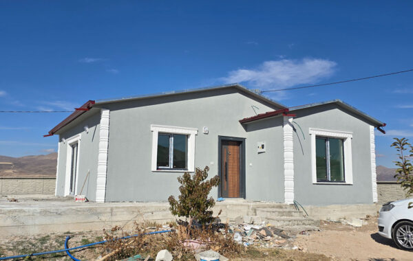 Erkilet Çevril Lüks Prefabrik Ev